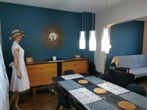 Authentique Gîte 1950 Poitiers Futuroscope 1à9prsn, 3 Pkg, 3 étoiles à 6, Eco-Responsable
